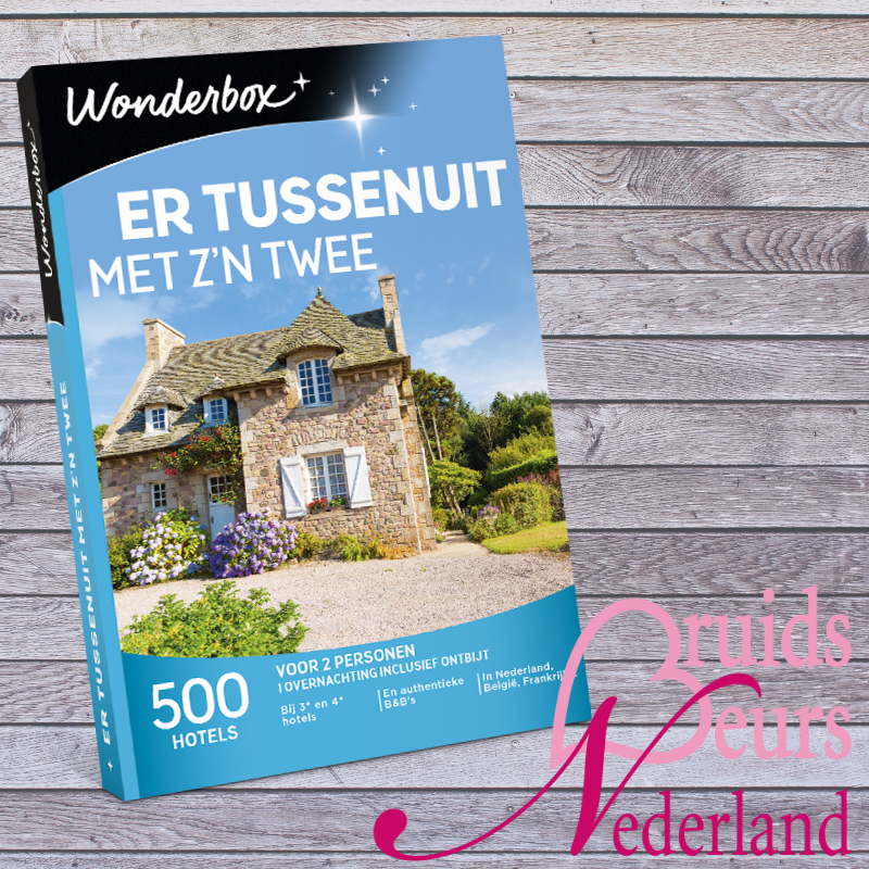 Jullie kunnen kennismaken met diverse professionele, enthousiaste trouwleveranciers, veelal uit de regio. Van prachtige trouwjurken tot weddingstylistes, van bruidsboeket tot ‘de Beste Bruiloft DJ van Nederland’. De Kalkovens is op deze dag dus de ideale plek dus voor bruidsparen die inspiratie willen opdoen. Trouwjurken van verschillende merken worden natuurlijk live geshowd. Niet in een standaard modeshow, maar wanneer jij het wil! Pick your dress en het model loopt een rondje voor je in de door jouw uitgekozen jurk. Inspiratie op doen voor de trouwceremonie? Schuif dan aan bij de inspiratiesessie trouwceremonie van trouwambtenaar Marijke Kunkeler van Trouw Buitengewoon.